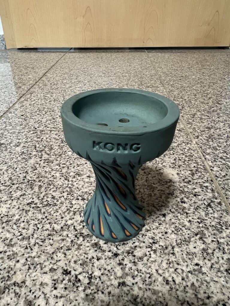 Wasserpfeifen-Tabakbowl mit "KONG" Aufschrift, dekorativ.