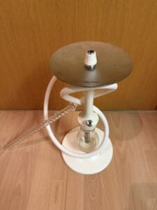 Hustla Hookah – Pinokkio White mit Glasmundstück,