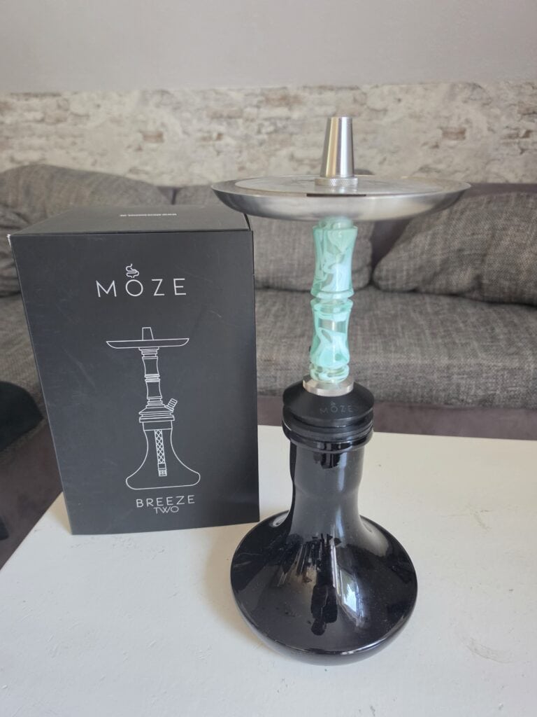 MOZE Breeze Two Shisha Kopf mit Glasbowl und Metallaufsatz.
