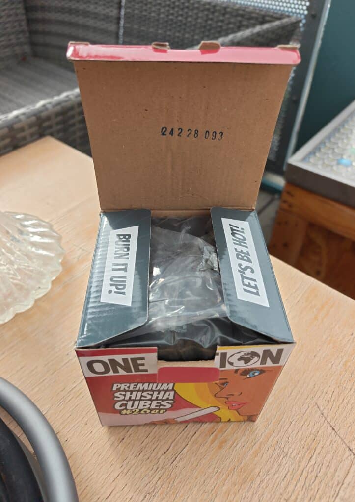 Original verpackte Shisha Glasbowl, unbenutzt, in Karton.