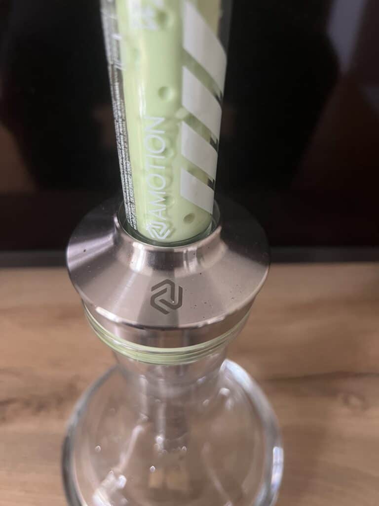 Transparente Glasbowl für Shisha mit Silikonschlauch.
