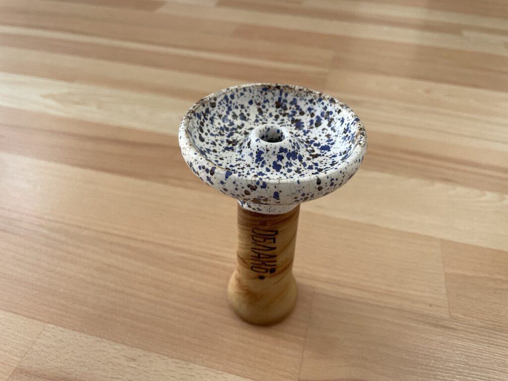 Kleine Glasbowl mit blauer Sprenkelung für Shisha.