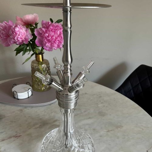 Transparente Glasbowl mit Metallaufsatz für Shisha.