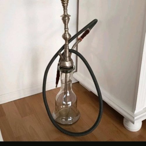 Shisha mit Edelstahl-Schlauch und Glasbowl, gut gepflegt.