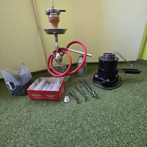 Komplettes Shisha Zubehör mit Heizsystem, Glasbowl, Schlauch und Zubehör.