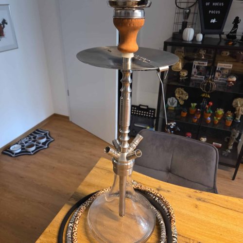 Rauchsäule, Schlauch und Tabakpfeife für Shisha.