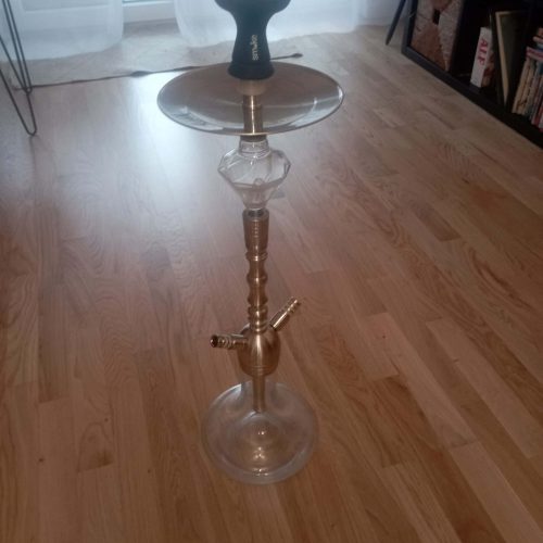 Rauchsäule mit Kopf für Shisha, Glas- und Metallteile, ideal für Wasserpfeifen.