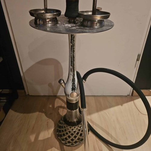 Shisha mit Glasbowl, Schlauch und Kohlezange, gebrauchte Shisha Zubehör.