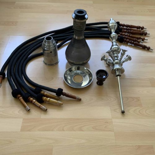 Rauchsäule mit Schlauch, Kopf und Dichtung, geeignet für Shisha-Genuss.