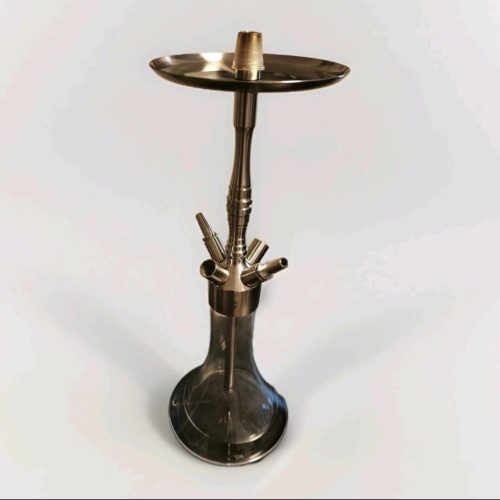Metall-Hookah mit mehreren Anschlussstücken und Ablagefläche.