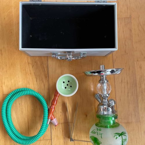 Rauchsäule mit Glasbowl, Schlauch und Zubehör in Koffer für Shisha.