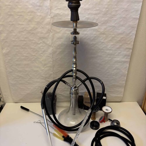 Rauchsäule mit Shisha-Set, Schlauch und Zubehör, gebraucht.