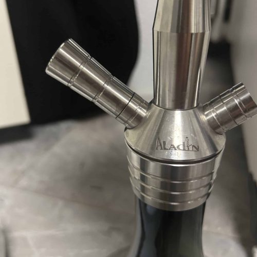 Hochwertiges Edelstahl-Raucherset für Shisha mit mehreren Anschlüssen.