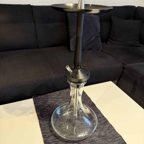 Rauchersäule mit Glasbasis, ideal für Shisha-Genuss und Dekoration.