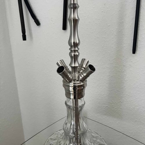 Hochwertige Edelstahl-Shisha mit Glasbasis, ideal für Genuss und Dekoration.