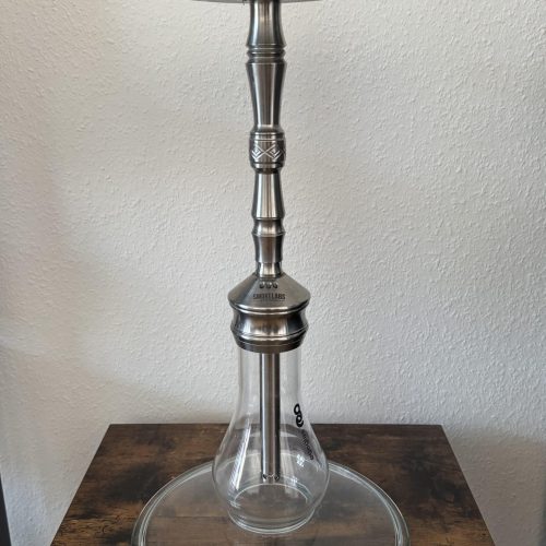 Shisha-Kopf auf Glasbase, ideal für Wasserpfeifen, hochwertiges Material.