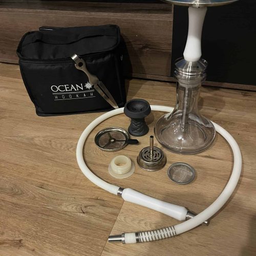 Rauchsäule mit Glas, Schlauch, Kohlezange und Tragetasche für Shisha.