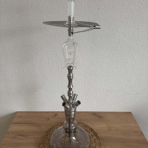 Transparente Glasbowl mit Metall- und Kunststoffteilen für Shisha.