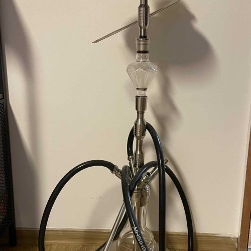 Rauchsäule mit Wasserpfeife, Shisha, Hookah, zum Rauchen geeignet, in gutem Zustand.