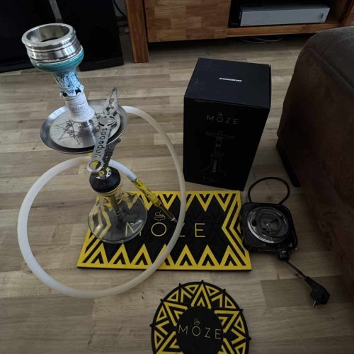 Rauchsäule mit Zubehör für Shisha, inklusive Kohlezange, Schlauch und Dichtung.