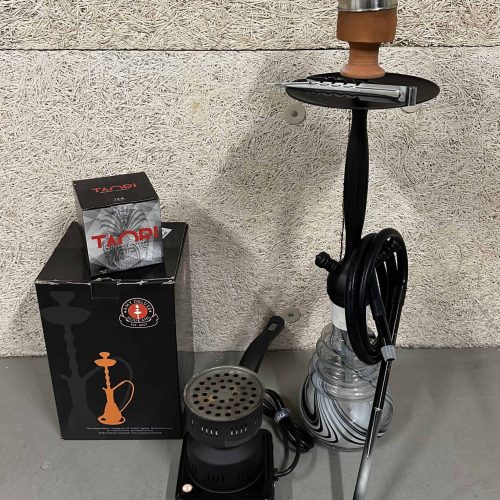 Raucherset mit Shisha, Kohleanzünder und Zubehör für das Rauchen zu Hause.