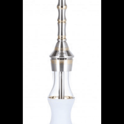 Elegante Rauch-Hookah mit silbernem Metall und Glasbasis.