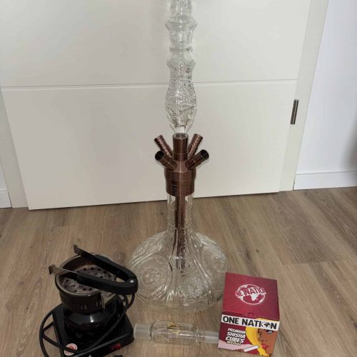 Dekorative Rauchsäule mit Glasdesign, inklusive Heizgerät und Tabak.