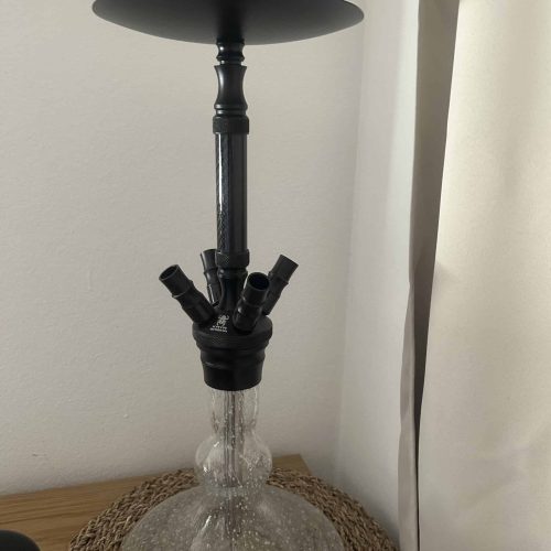 Rauchsäule mit Glasbasis, ideal für Shisha-Genuss, gebraucht.