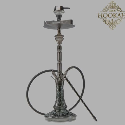 Shisha mit Glasbasis und Silikonschlauch, ideal für Raucherlebnisse.