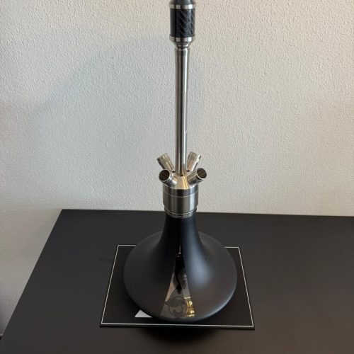 Rauchsäule für Shisha mit Metallhaken und stabiler Basis.
